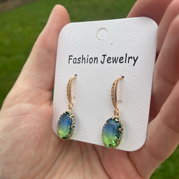 Green Blue Ombré CZ Hook Earrings Copper Alloy Seattle Seahawks Colors - Picture 5 of 5